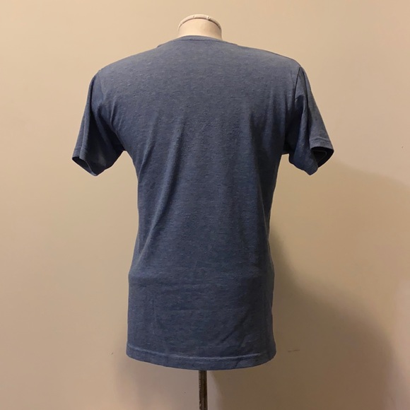 blue top - Picture 3 of 3